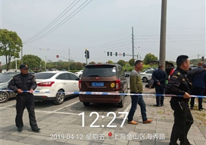 宿舍附近發(fā)生交通事故 宗保特保緊急救助傷者 --金山衛項目積極救